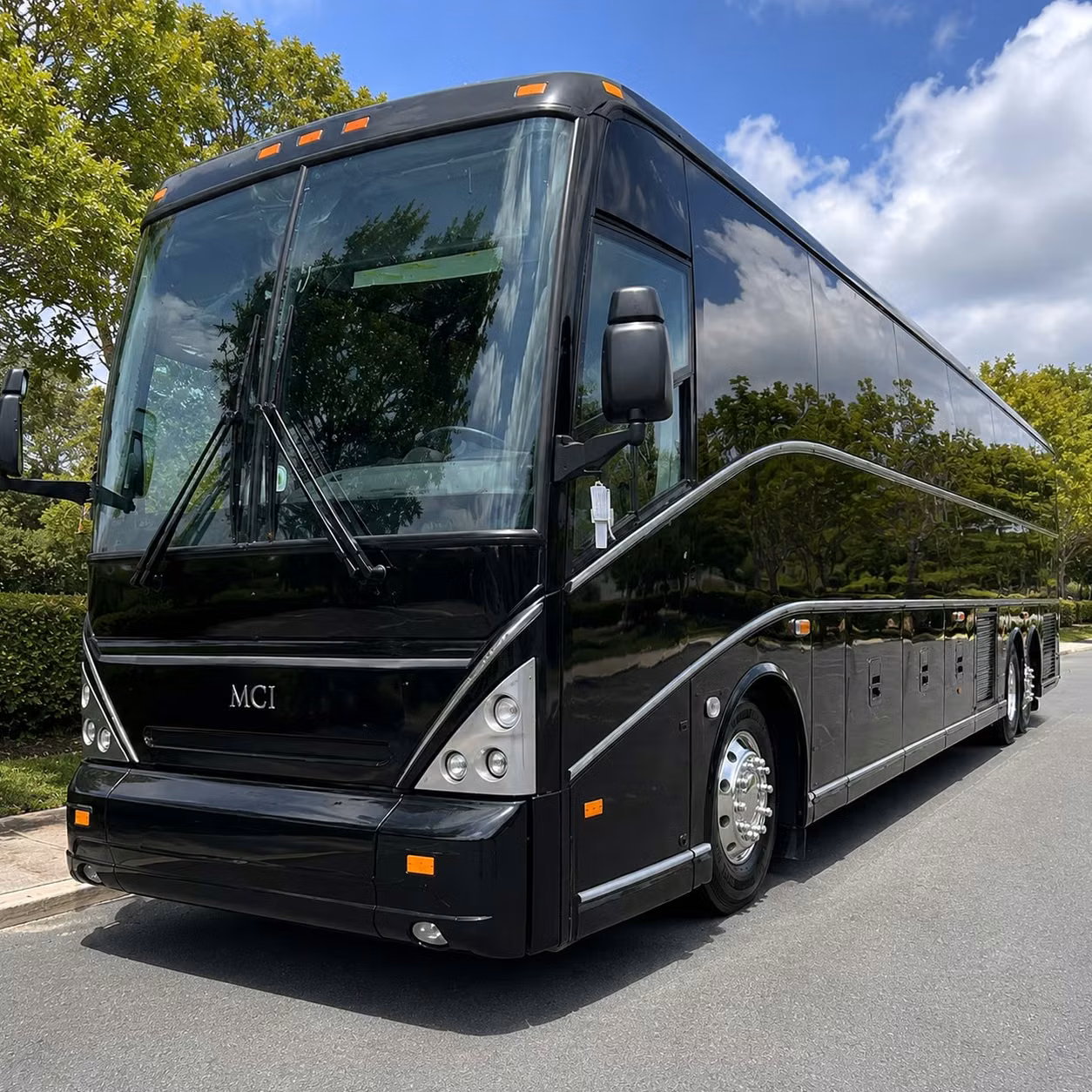 glendale charter bus rental fleet