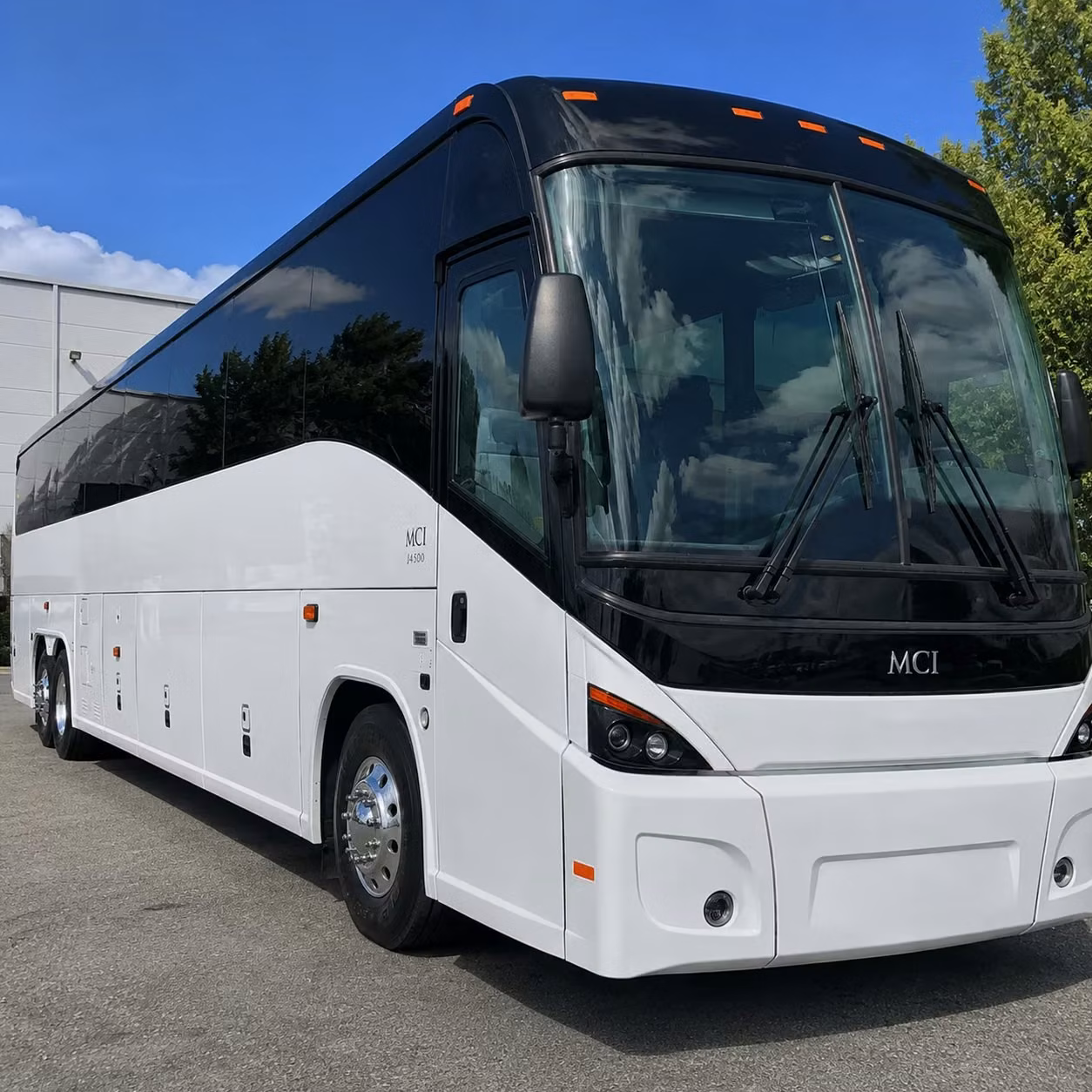 glendale s entertainment and media industry employers trust employee bus rentals to move their teams