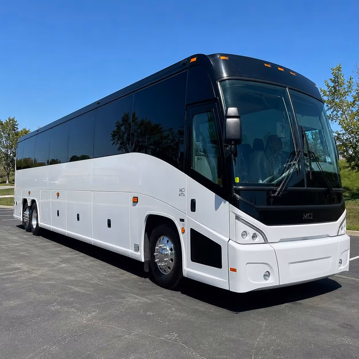 multi stop airport shuttles for glendale hotel groups and convention attendees