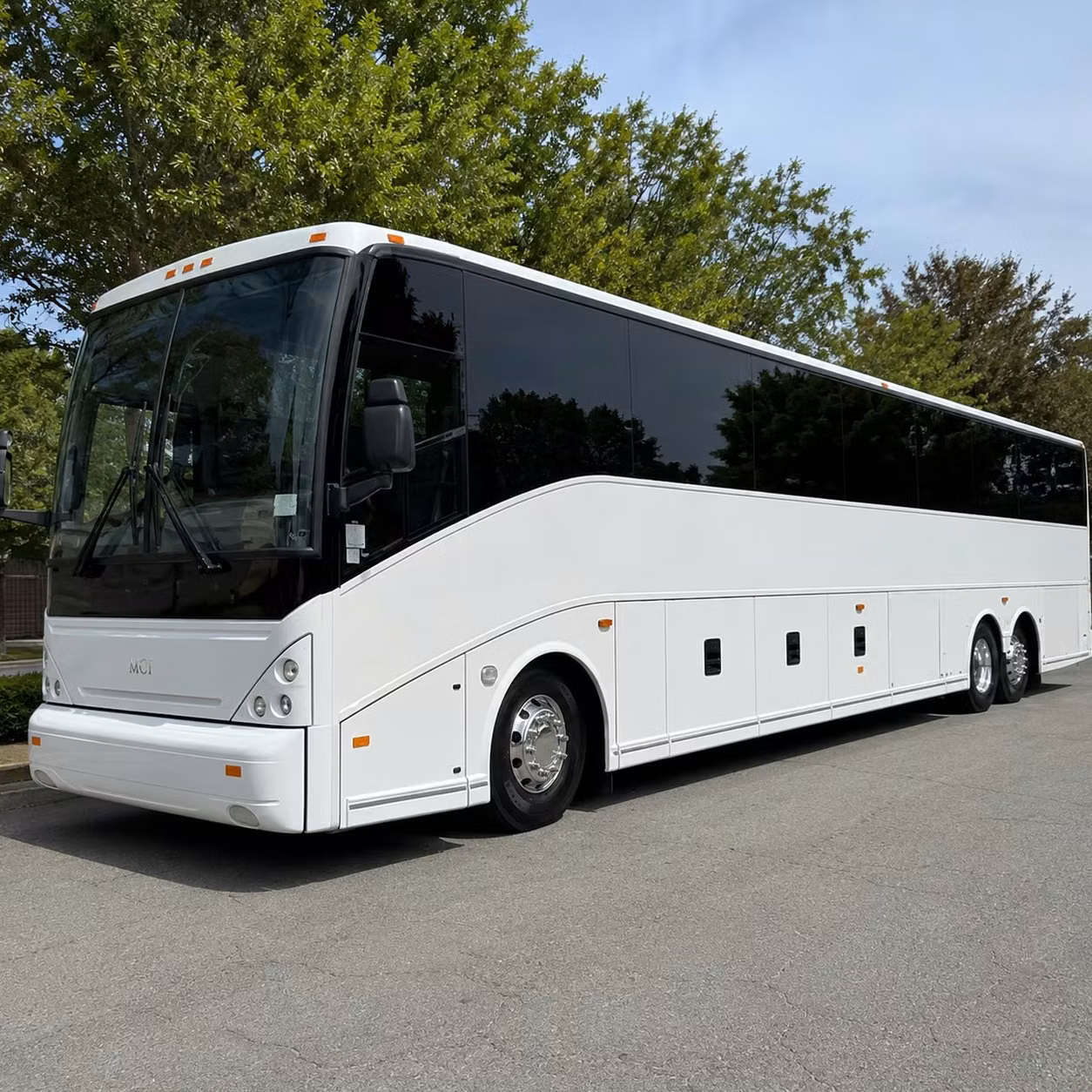not in glendale you can still find airport transportation nearby