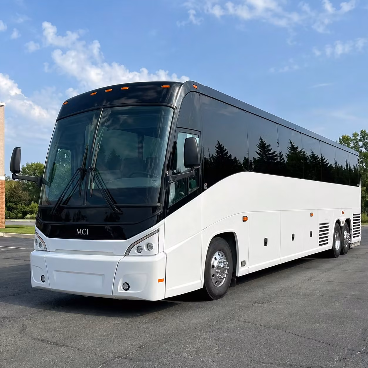 not in glendale you can still find long distance transportation nearby