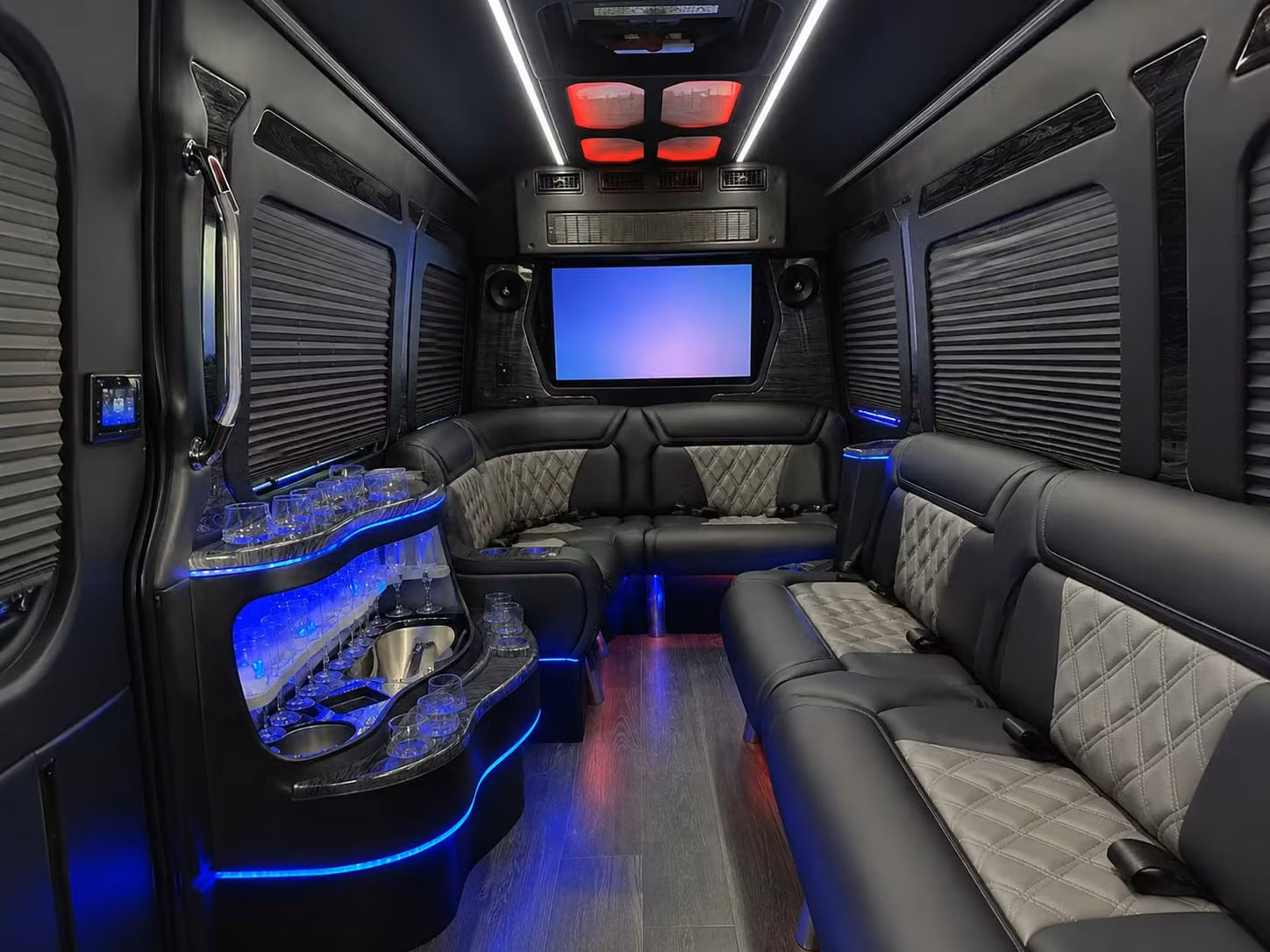 school field trip and sports team bus rentals in glendale